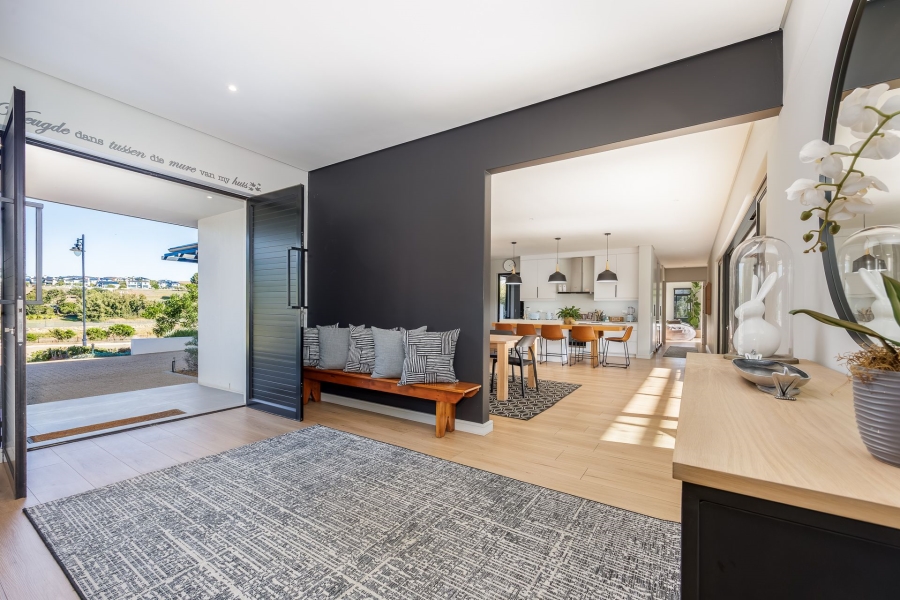 4 Bedroom Property for Sale in Clara Anna Fontein Western Cape